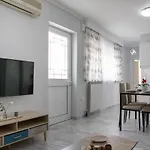 Апартаменты Iliana's House Ziparion