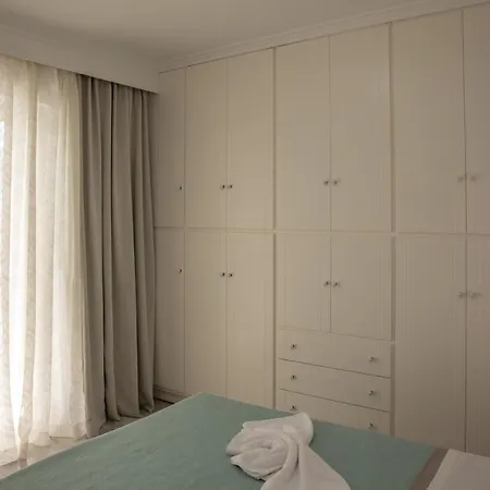Iliana's House Appartement *